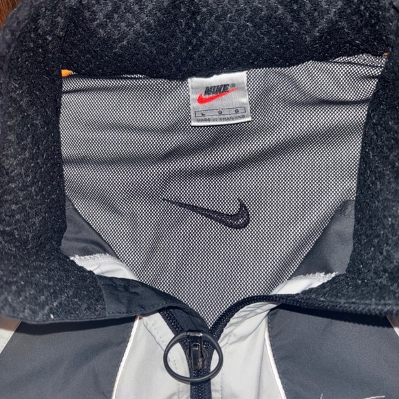 Vintage Nike Clima Fit Windbreaker Jacket Marines Rare Yellow Classic Orange - Picture 4 of 10